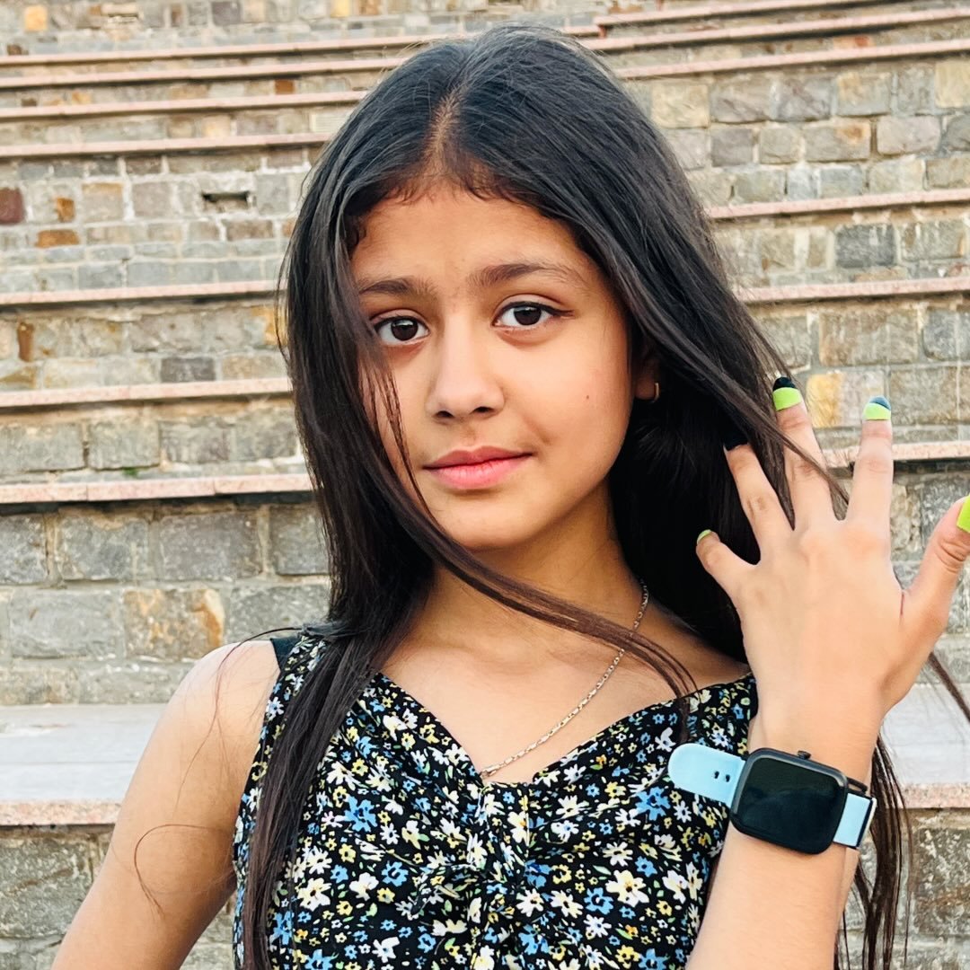 Aranaya Gupta post photos