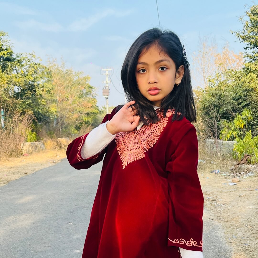 Amayra Gupta post photos