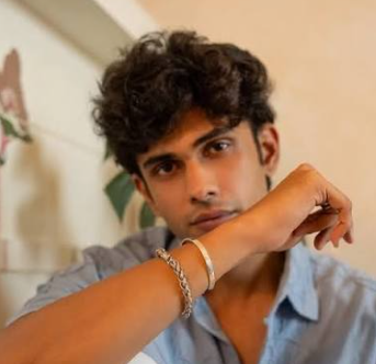 Dhaval Thakur post photos