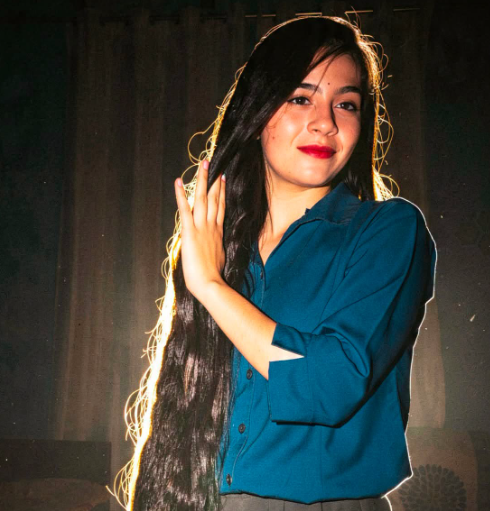 Khushi post photos