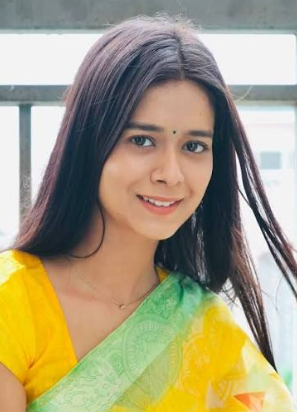 PALAK JAIN post photos