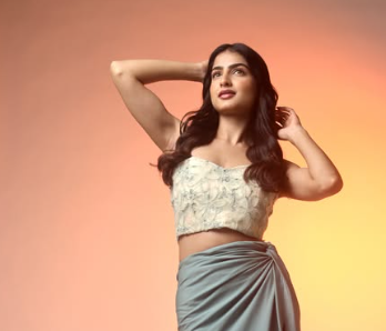 Riya Sharma post photos